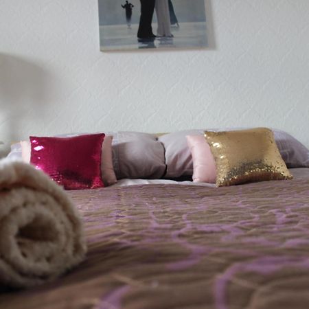 Mother-In-Law Guest House Hotel Leeds Leeds  Eksteriør bilde