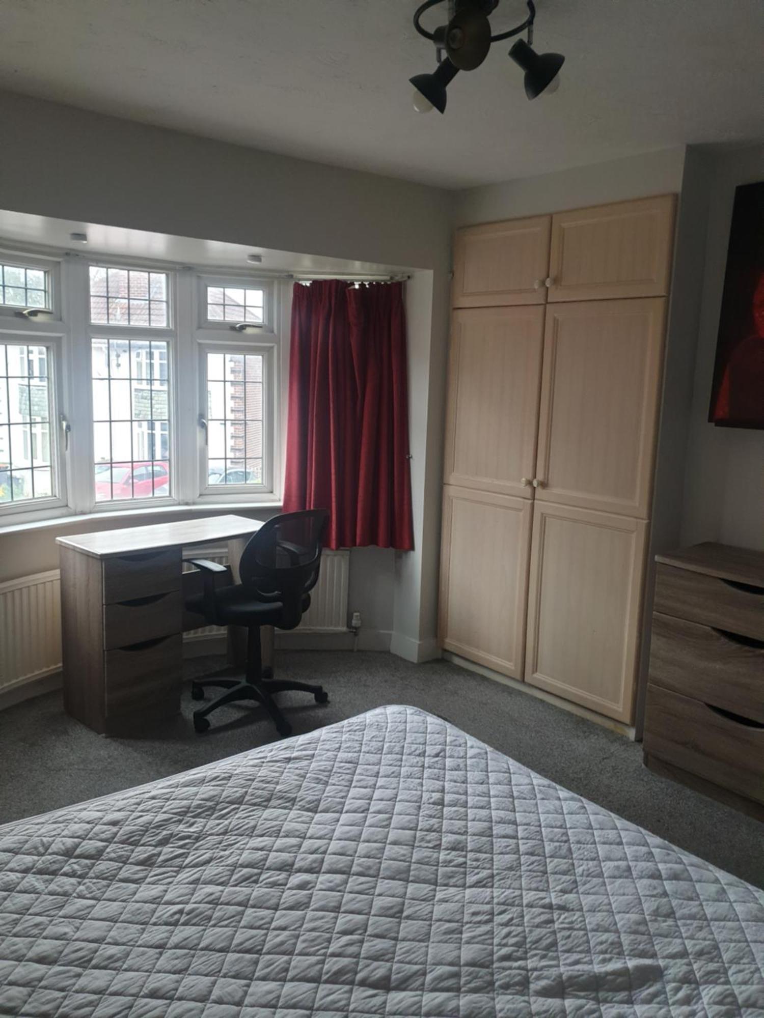 Mother-In-Law Guest House Hotel Leeds Leeds  Eksteriør bilde