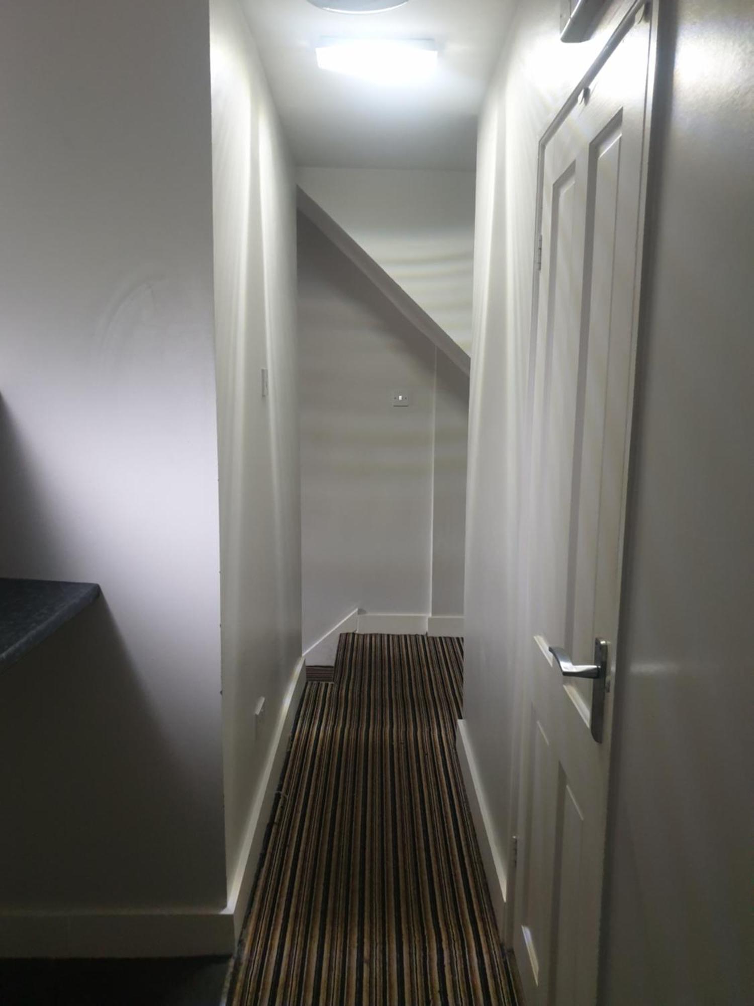 Mother-In-Law Guest House Hotel Leeds Leeds  Eksteriør bilde